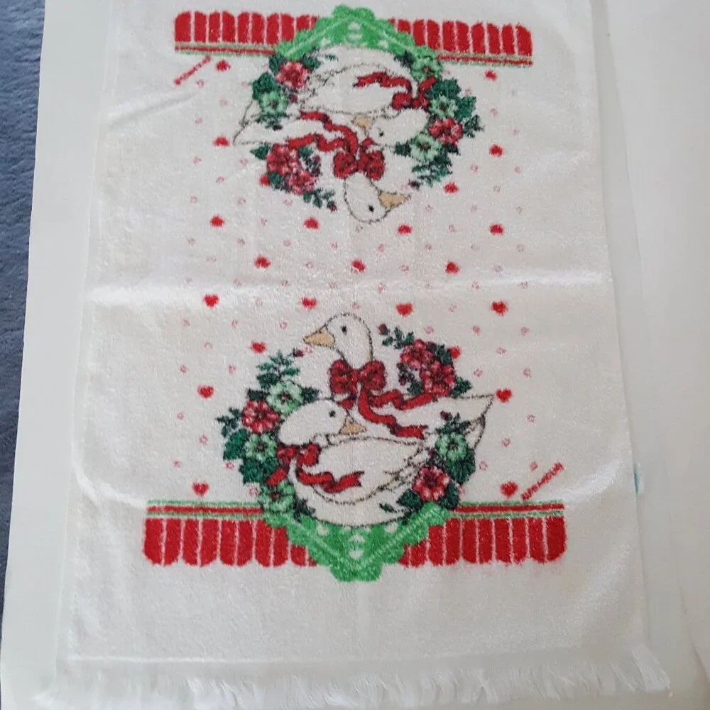 Vintage Christmas Kitchen Towels